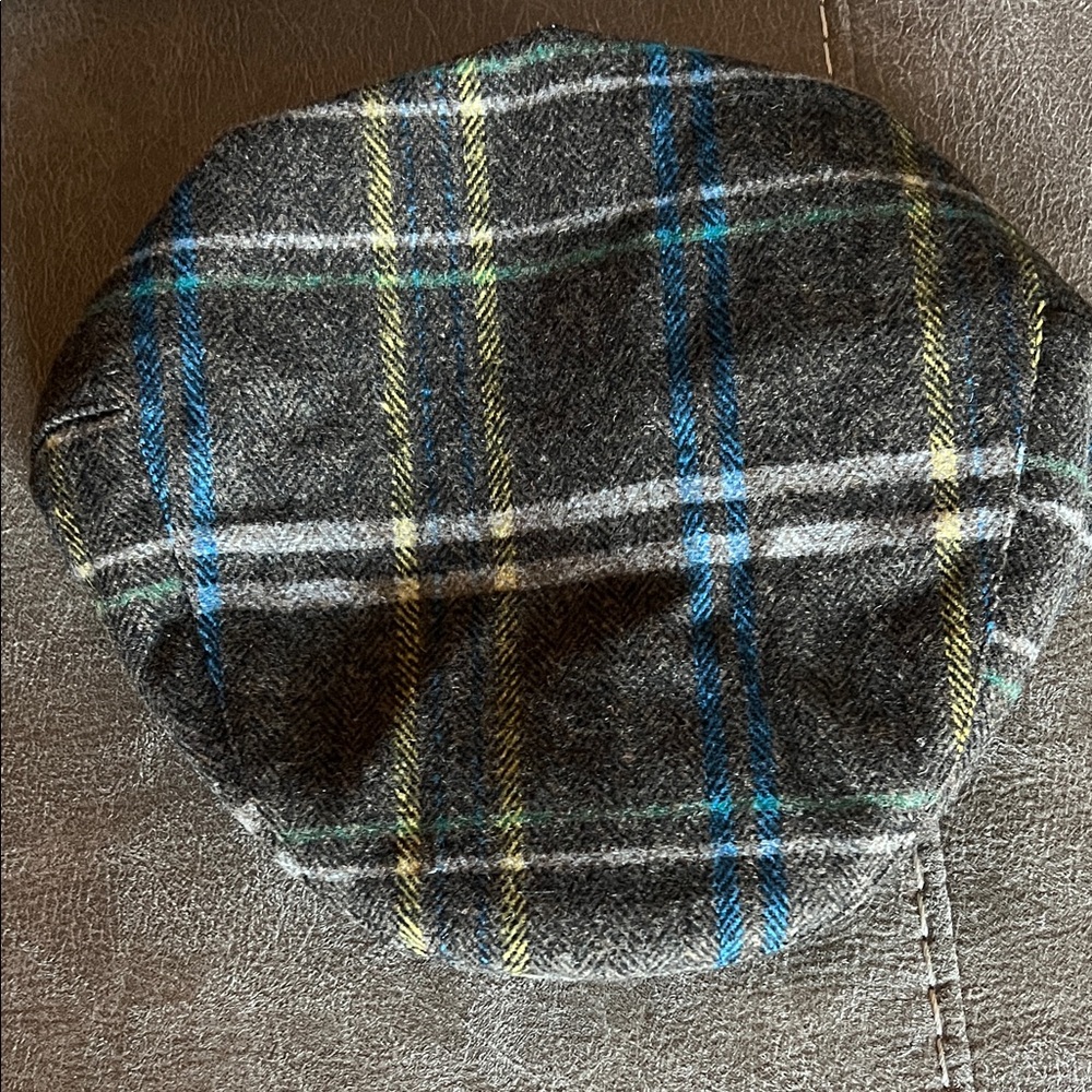 Jangoul Gray Plaid Men's Cap